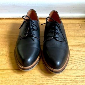 Black Oxford leather Seychelles
